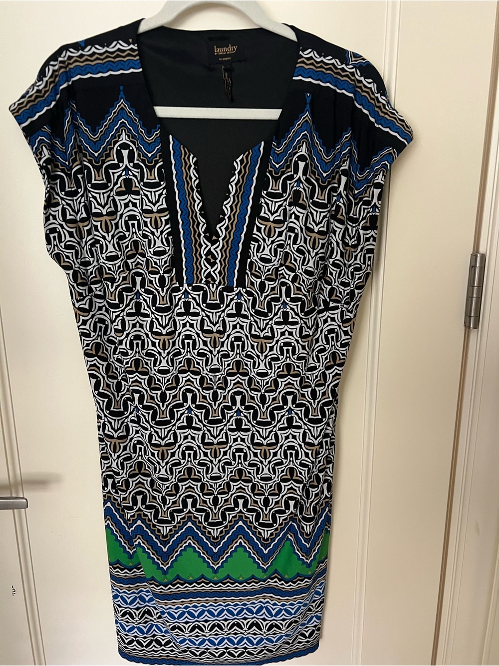Laundry by Shelli Segal Geometric Print Dress in Black, White, Green & Blue